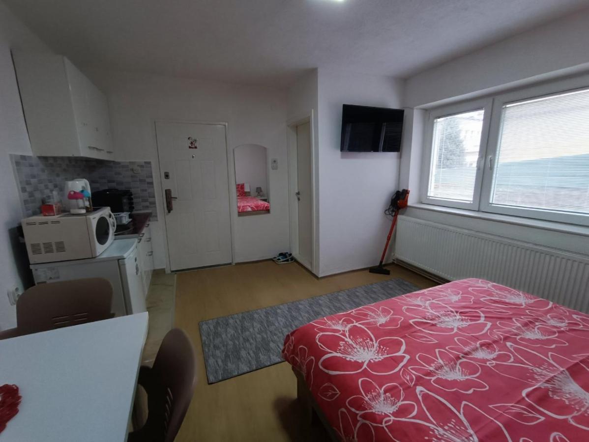 City Center Apartments Prilep Buitenkant foto