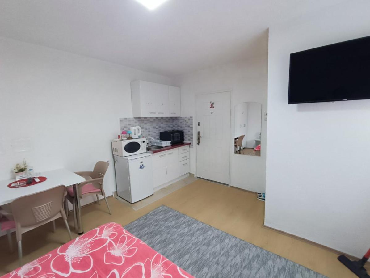 City Center Apartments Prilep Buitenkant foto