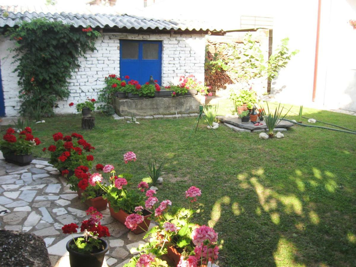 City Center Apartments Prilep Buitenkant foto